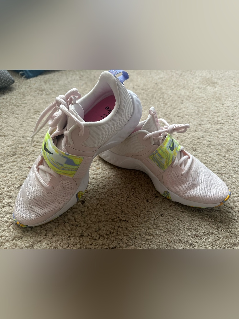 Nike renew tennis shoes